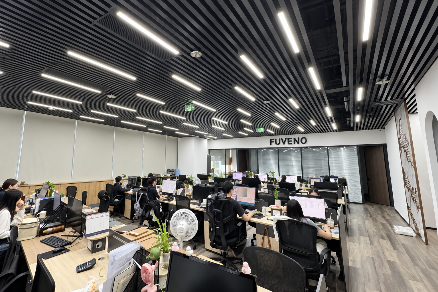 FUVENO team working in the Guangzhou office